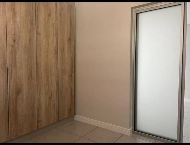 1 BEDROOM PROPERTY TO RENT IN MOOIKLOOF